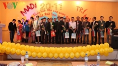 ການເຄື່ອນໄຫວຕ່າງໆສະເຫຼີມສະຫຼອງວັນຄູຫວຽດນາມ20/11